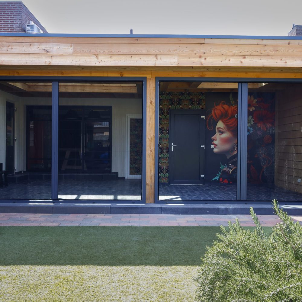 Oplevering Douglas overkapping.